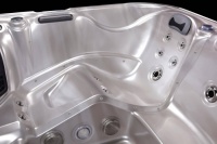 Гидромассажный СПА бассейн Sunrans SR801А