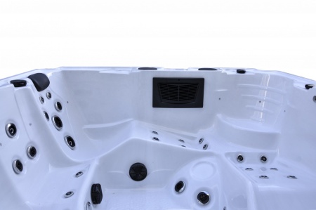 Гидромассажный спа-бассейн Kingston JCS-103 Гидромассажный спа-бассейн Kingston JCS-103