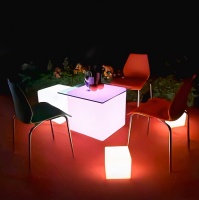 Светильник Куб 20 с питанием от АКБ, RGB